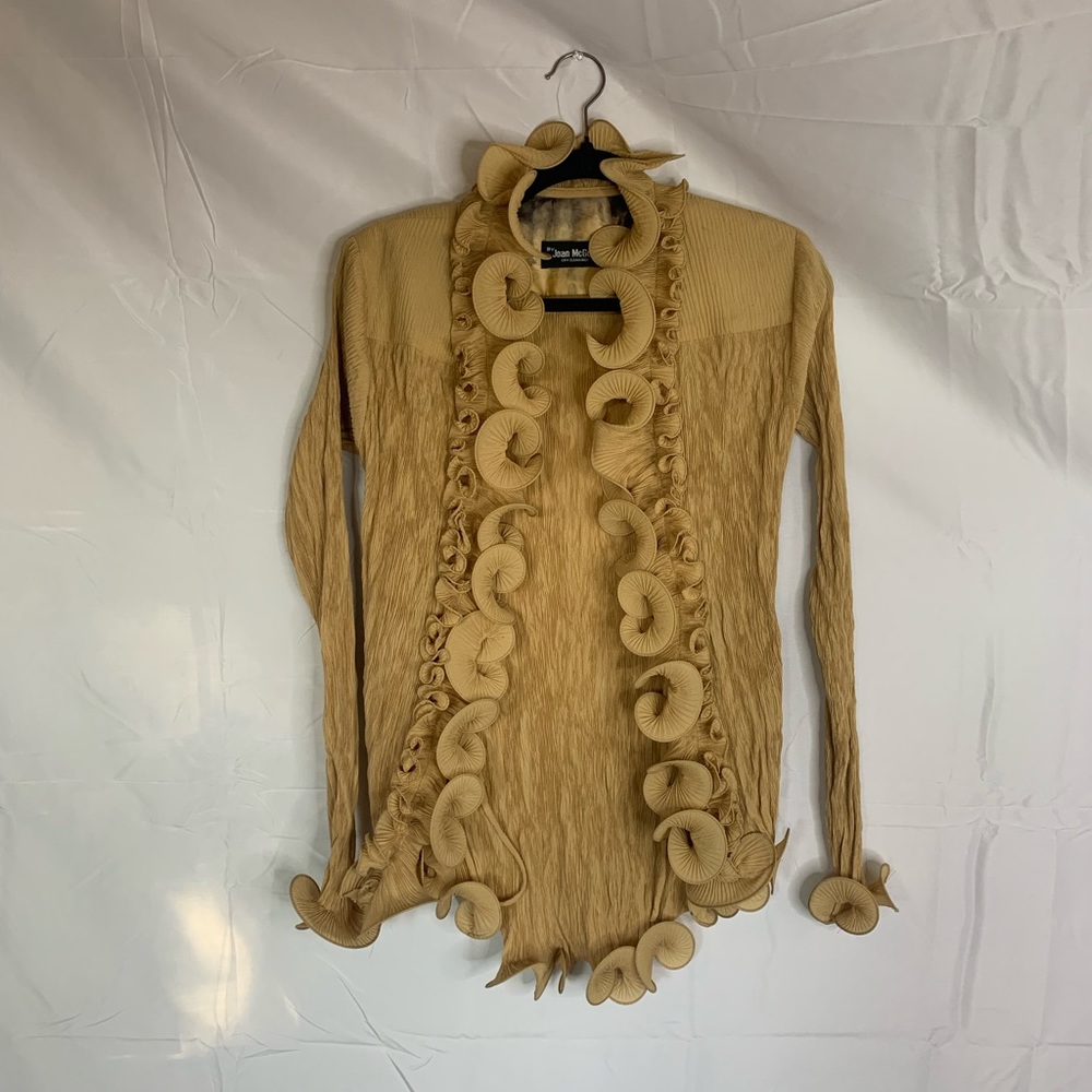 RARE!! Joan McGee Vintage Beige Permanent Crinkle Structural Spiral Cardigan
